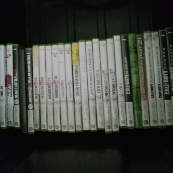 Video Game Collection - Picture 2 of 2